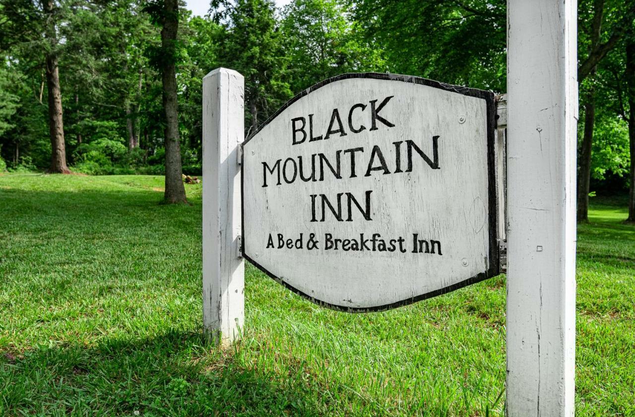 Black Mountain Inn Екстер'єр фото